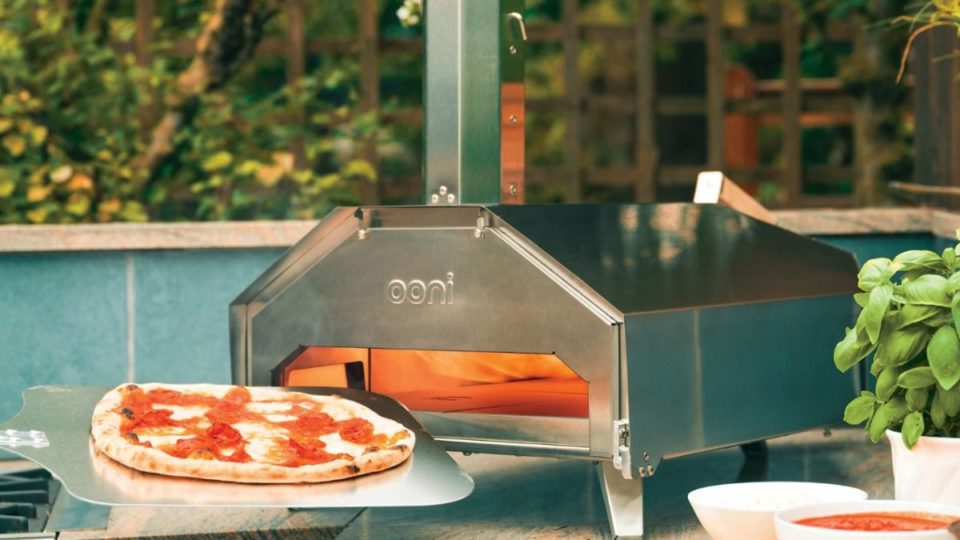 The Ooni Pizza Oven Is an Incredible Father’s Day Gift for Pizza Lovers