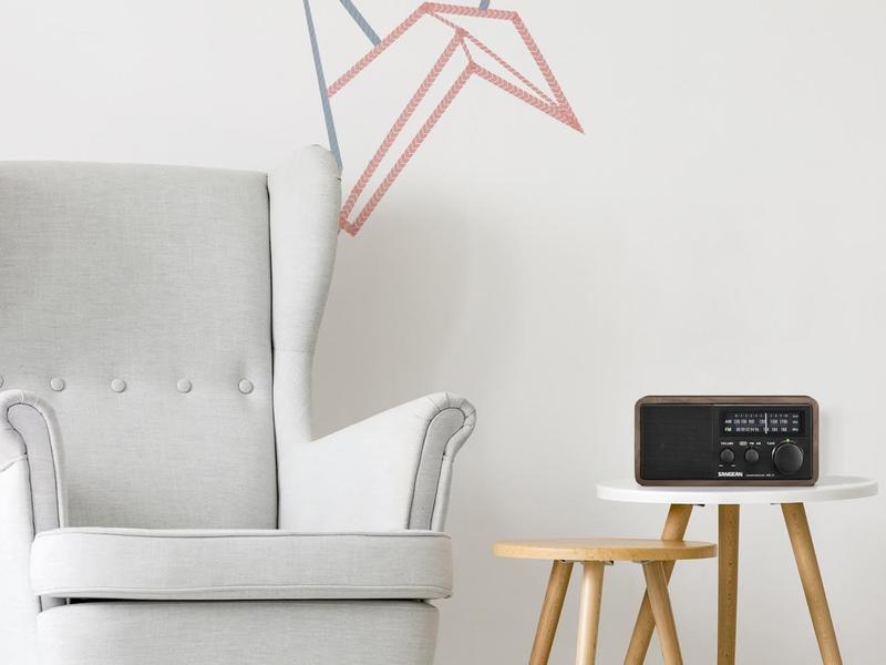 Tune in or tune out with today’s best AM radios
