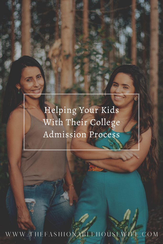 Helping Kids With Their College Admission Process